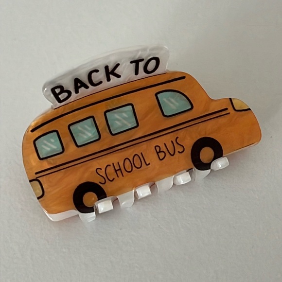 ✏️3/$15✏️ NEW Piper k Back To School Yellow Bus Single Hair Clip - Picture 1 of 3